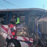 Autobús impacta contra una casa en México dejando 19 muertos y varios heridos Autobús impacta contra una casa en México dejando 19 muertos y varios heridos