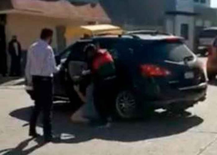 ¡A plena luz del día! Secuestran a una mujer en Tijuana, México
