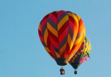 Al menos nueve heridos tras desplomarse un globo aerostático en México