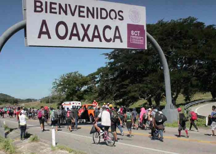 Caravana migrante cambia su ruta hacia la frontera norte de México