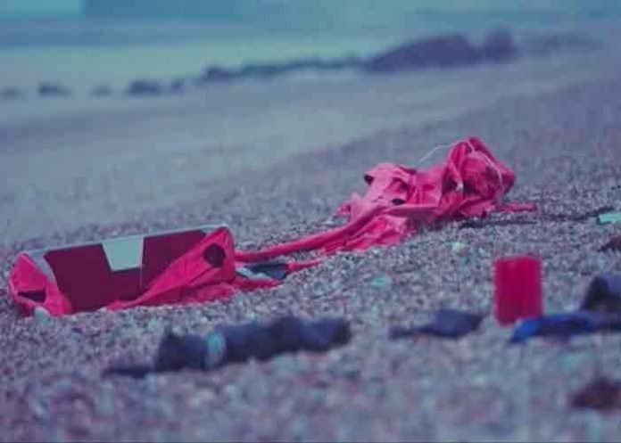 Al menos 27 migrantes mueren en un naufragio en el norte de Francia