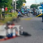 Motociclista muere tras brutal accidente en Las Brisas, Managua Escena de un brutal accidente de tránsito en Las Brisas, Managua