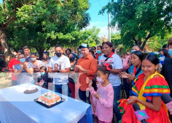 nicaragua-cumple-03 Celebración del cumpleaños del Presidente Daniel Ortega, desde un Tecnológico en Managua