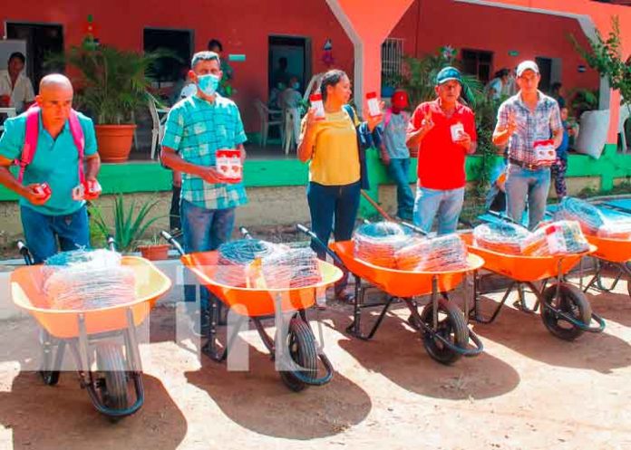 nueva-001 En Nueva Segovia reciben bono