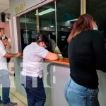 Trabajadores de la salud en Nicaragua reciben pago anticipado de noviembre Trabajadores del MINSA Nicaragua reciben el pago de noviembre
