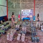 Incautan casi dos toneladas de droga y arrestan a tres extranjeros en Panamá Incautan casi dos toneladas de droga y arrestan a tres extranjeros en Panamá