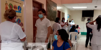Pobladores asisten con hijos y vecinos
