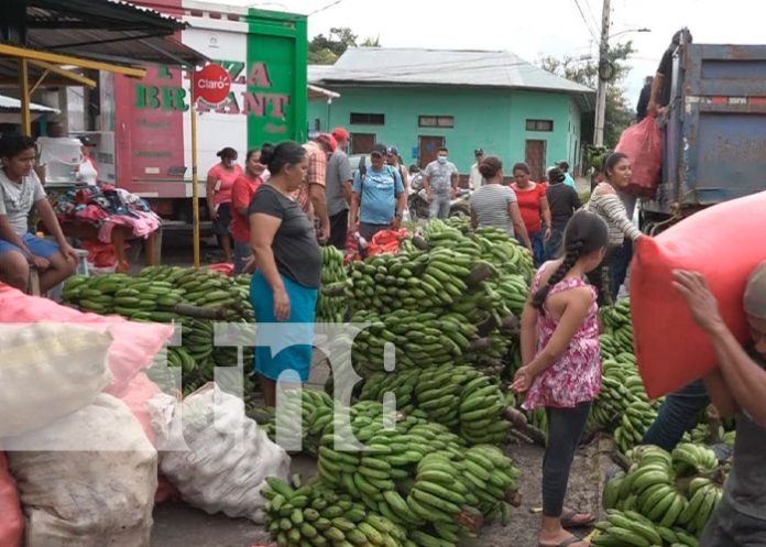 rio1 El Mercadito Campesino del MEFCCA con productos económicos en Matiguás
