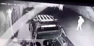 Momento del robo de una camioneta en Managua