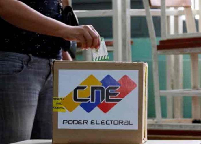 sala-cne-2- CNE de Venezuela presenta Sala de Monitoreo ante elecciones