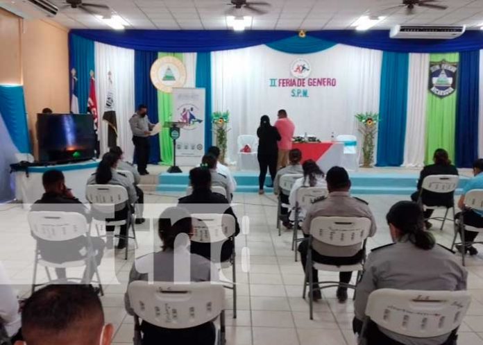 Sistema penitenciario imparte taller de género en Managua
