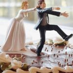 ¡En plena boda! Mujer es sorprendida engañando a su esposo (Video) ¡En plena boda! Mujer es sorprendida engañando a su esposo
