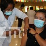 Costeños de 30 años a más recibieron su segunda dosis de vacuna contra el COVID-19 Efectiva vacunación contra el COVID-19 en municipios del Caribe Sur de Nicaragua