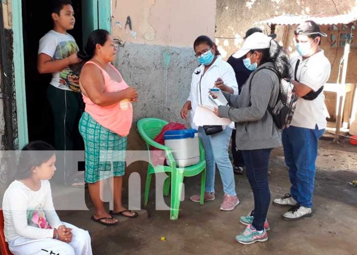 Vacunación casa a casa en Managua