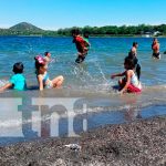 Familias de Nicaragua visitan y disfrutan de los centros turísticos Xilonem y Xiloá Familias de Nicaragua visitan y disfrutan de centros turísticos Xilonem y Xiloá