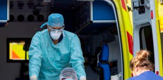 Reino Unido registra la primera muerte por variante Ómicron
