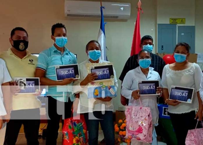 1 Dotan de equipos tecnológicos a los puestos y centros de salud de Río San Juan