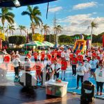 Familias disfrutaron de zumbatón en el Puerto Salvador Allende, Managua Familias disfrutaron de un zumbatón en el Puerto Salvador Allende