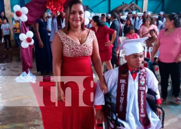 1 El no tener sus piernas no fue impedimento para un logro más