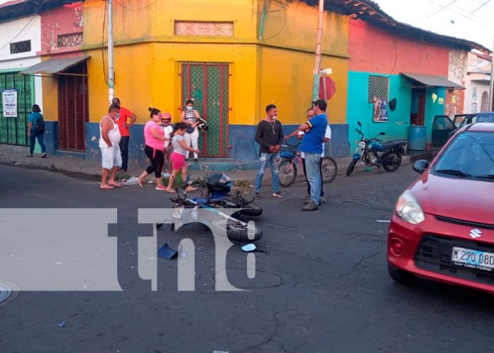 1 Camión omite señal de alto e impacta a motociclista en Chinandega