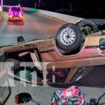 09 de diciembre: Informate de las noticias más relevantes de Nicaragua Managua: Carro acaba volcado en el paso a desnivel Rubenia