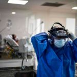 La variante ómicron se multiplica 70 veces más rápido en los bronquios