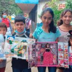 Estudiantes de Tipitapa reciben juguetes en la navidad