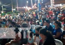 Familias visitan el Puerto Salvador Allende, Managua Familias visitan el Puerto Salvador Allende, Managua