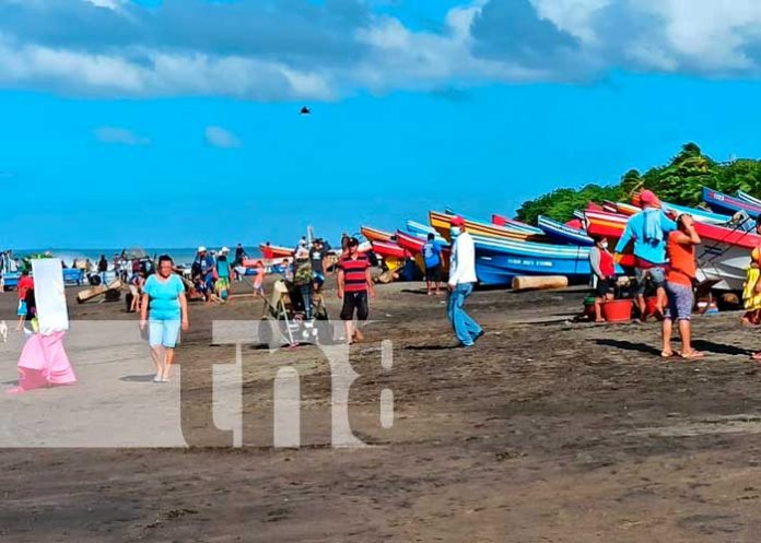 Comercio con dinamismo en centro turístico la Boquita en Carazo