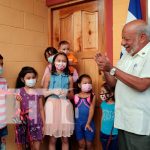 inauguran 2 viviendas dignas en Juigalpa