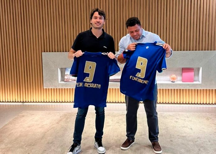 Ronaldo Nazario se convierte en el mayor accionista de Cruzeiro