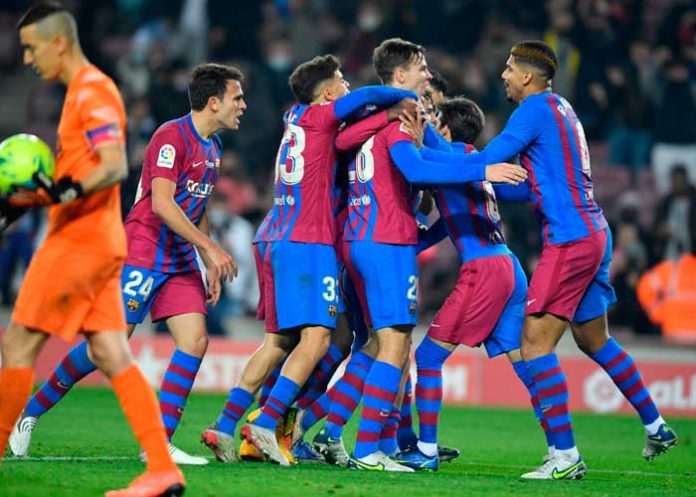 Barcelona barcelona, laliga, nico, xavi, futbol,