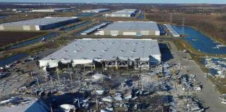 Investigan 6 muertes que dejó un tornado en un almacén de Amazon
