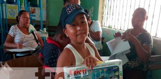 Niños de Bilwi reciben su juguete enviado por el Gobierno de Nicaragua