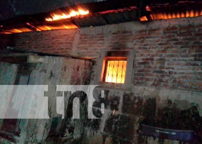 Prende en llamas la casa de su ex pareja en Matiguás