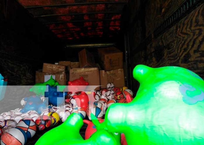 blu-001 Juguetes llegan a Bluefields