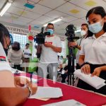 ¡Llegó el bono! Futuros bachilleres de Managua lo reciben con alegría Bono para estudiantes de secundaria en Managua