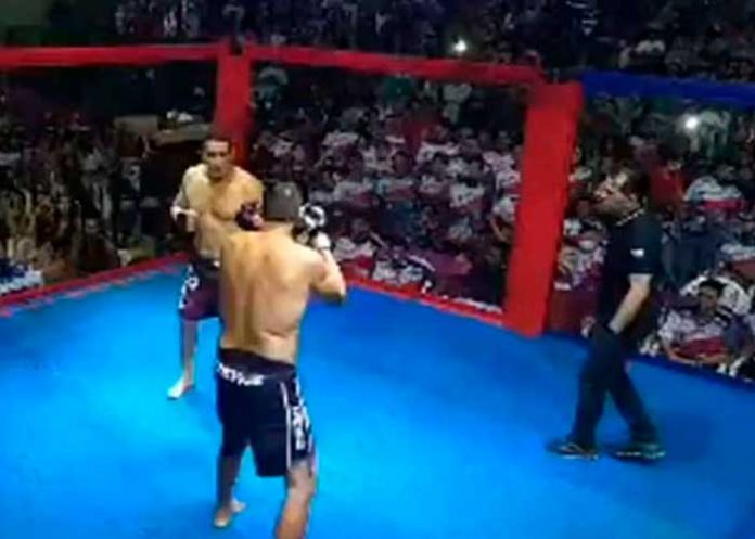 Insólito: Dos brasileños resuelven sus diferencias en un ring de MMA