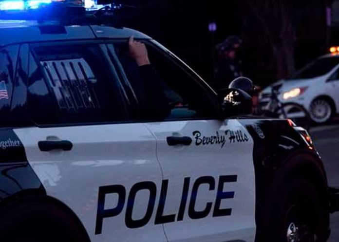 Mujer es arrestada en California por intentar matar a un niño de 4 años