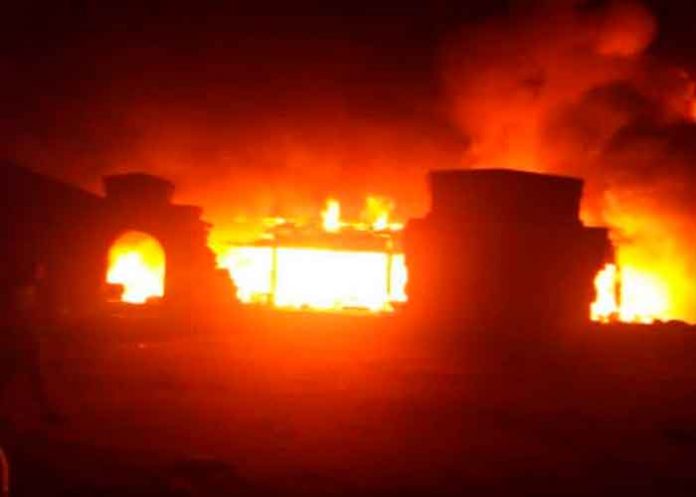 38 muertos y 69 heridos graves en el incendio de una cárcel en Burundi