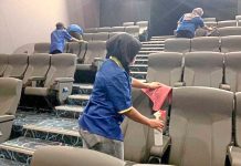 El mero asco: Tiktoker revela cómo queda un cine cuando termina la película Trabajo de limpieza en una sala de cine
