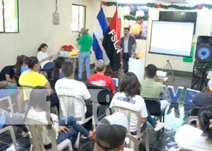 creativa-nic-1 Capacitación a jóvenes de Nicaragua sobre montaje de eventos