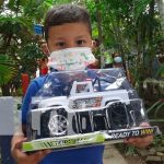 Entrega de juguetes en colegios de Estelí