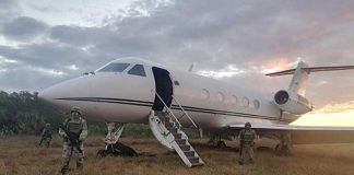 Abandonan avioneta con tonelada de cocaína en frontera de Guatemala