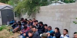 Encuentran a más de 80 migrantes en una casa de seguridad en Texas