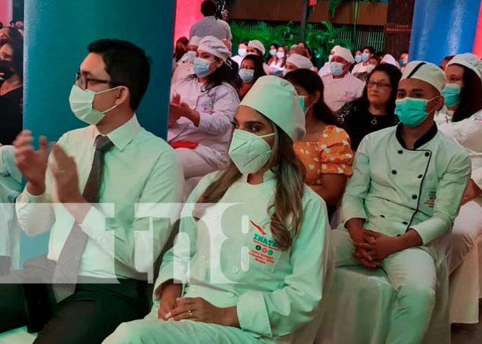 Graduación de nuevos técnicos en hotelería y turismo en Nicaragua