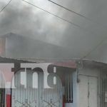Se quema segundo piso de una vivienda en el barrio La Esperanza, Managua Incendio en una segunda planta de una casa en Managua