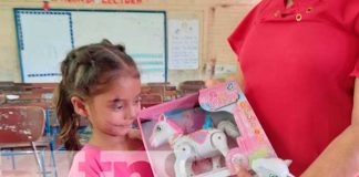 Distribución de juguetes de Navidad para niñez en Jinotega