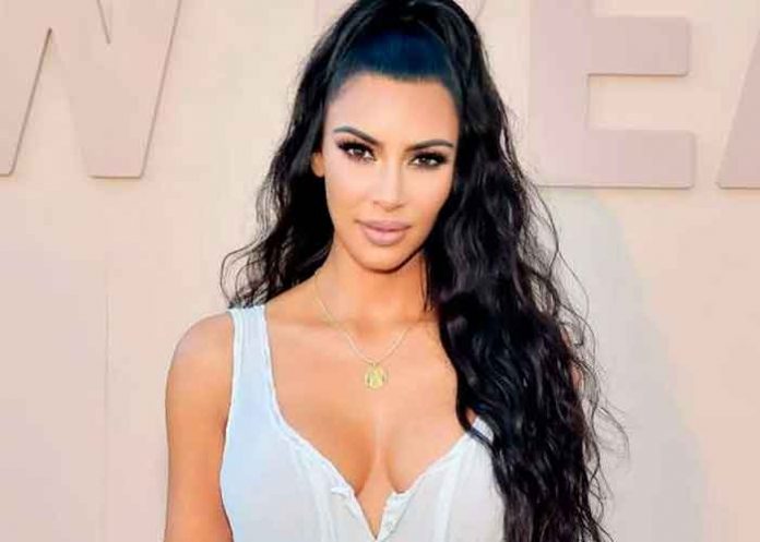 Luego de tres intentos, Kim Kardashian aprueba examen de Derecho