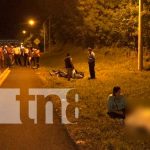 Muere al impactar contra un poste de metal en León Impacta contra un poste metálico en León